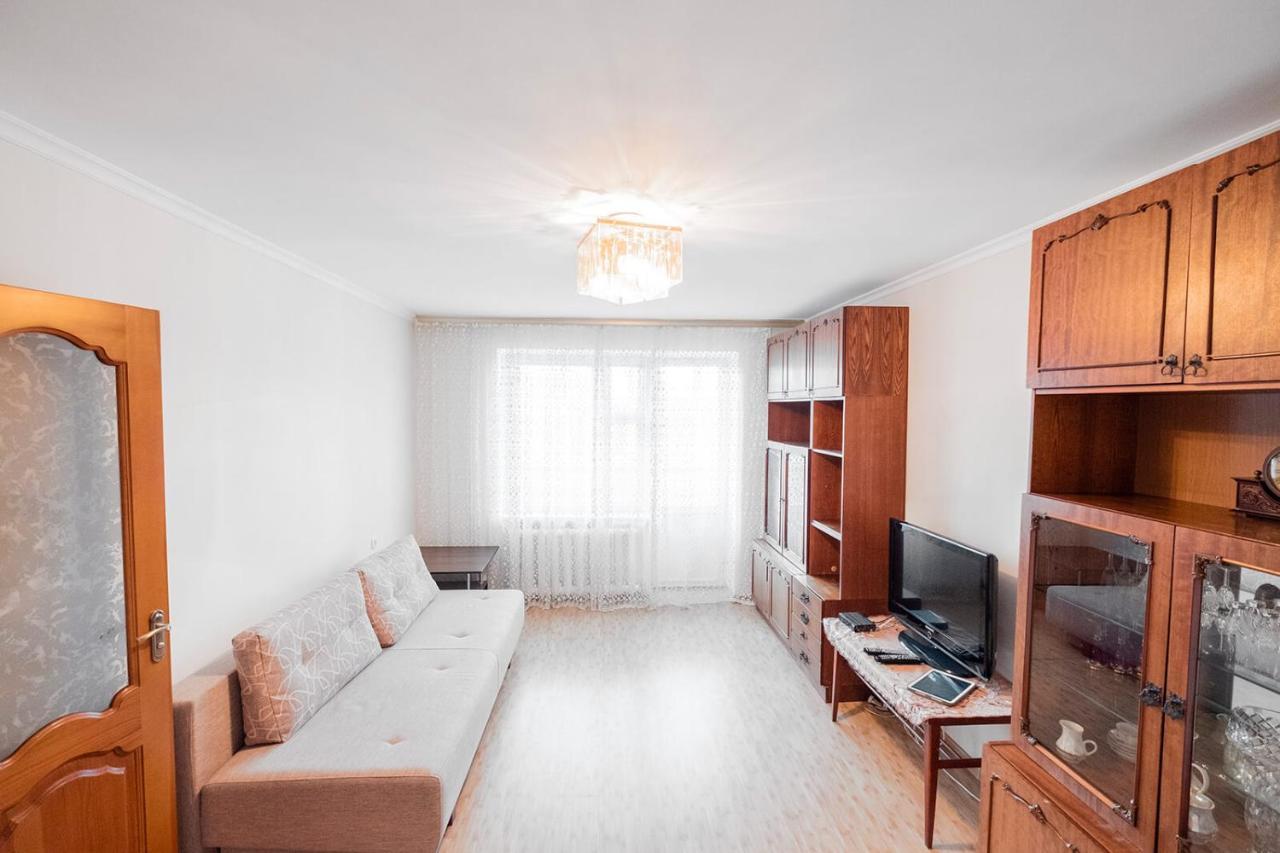 Apartment On Polevaya 44/12 Bohuslav المظهر الخارجي الصورة