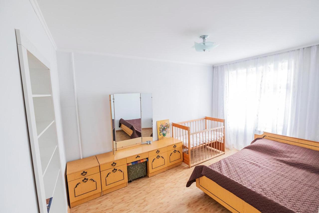 Apartment On Polevaya 44/12 Bohuslav المظهر الخارجي الصورة